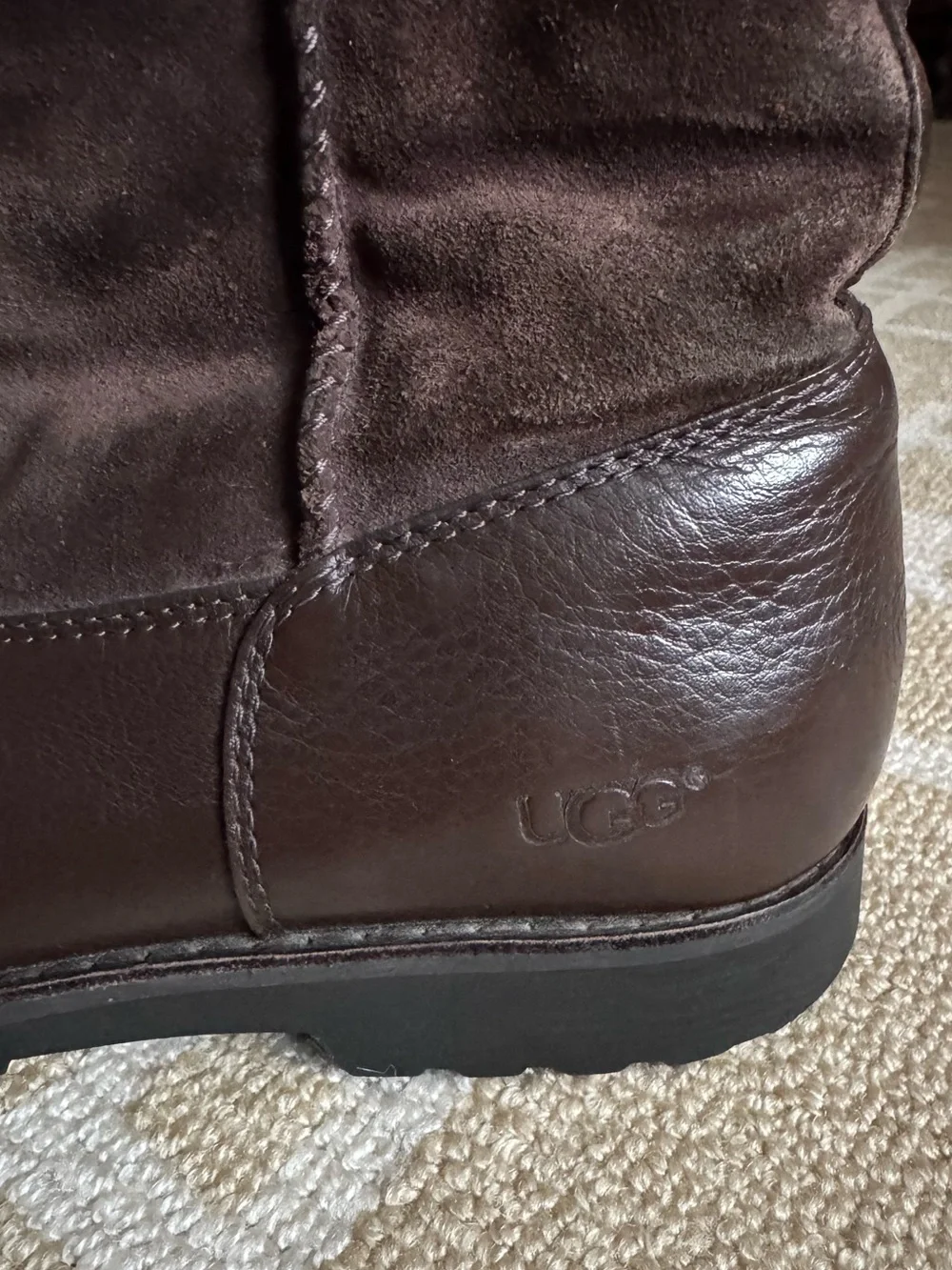 UGG Riverton Leather Sheepskin Winter Boots Brown Women’s Size 6